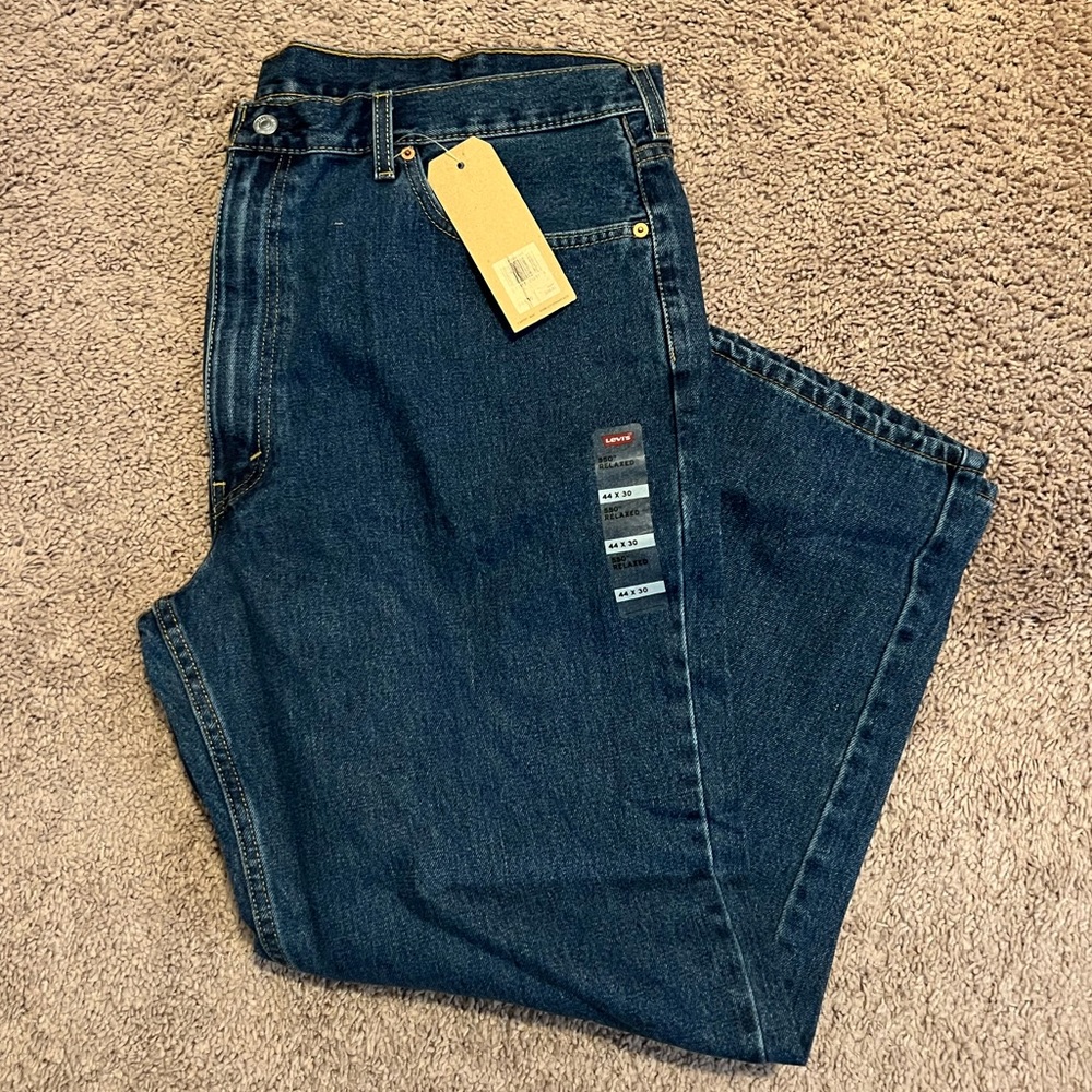 NWT Men’s Levi’s 550 44x30